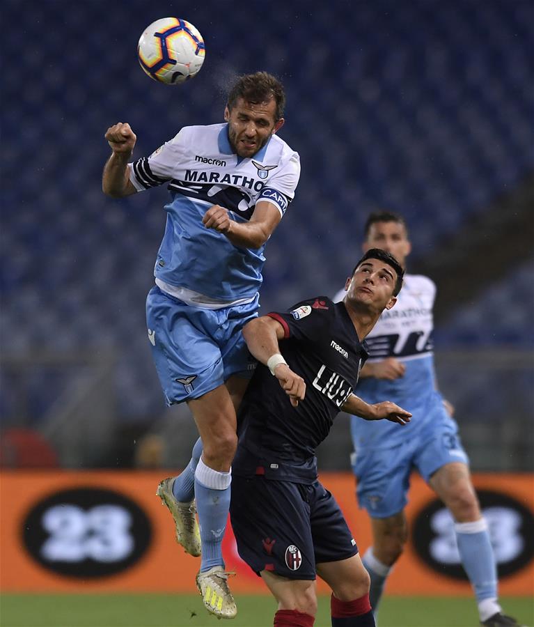 及其团队面 及其团队面