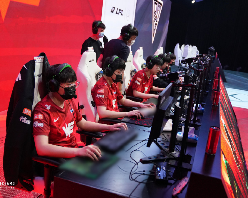 另一方面 另一方面